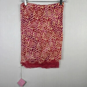 NWT Vera Bradley Flower soft fringe scarf Katalina pink floral peony scarf